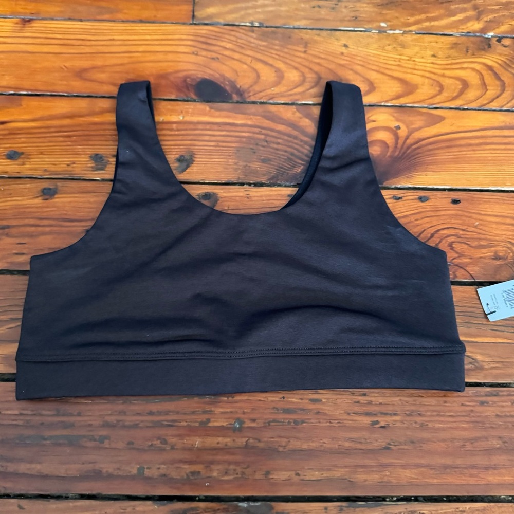 Gap Teen Girls Black Cropped Top Sports Bra Size 14-16  NWT